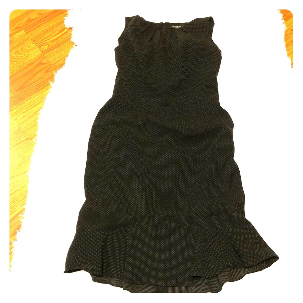 🦋WHBM black dress with tiny white polka dots🦋